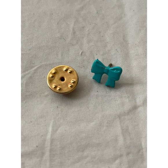 3 Bracelets and a pin - Beaded Colorful Bracelets / Ribbon Rectangle Bracelet - Picture 10 of 12